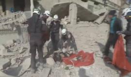 #شاهد مجزرة أرتكبها طيران الأسد بالقصف على حي جب القبة في #حلب المحاصرة، وراح ضحيتها نحو 25 شهيدا وجرحى خلال نزوحهم من الأحياء الشرقية إلى الغربية صباح اليوم