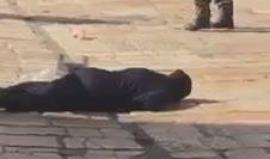 استشهاد فلسطينية برصاص قوات الاحتلال أمام باب العامود بالقدس المحتلة، بعد منع إسعافها من قبل طواقم الهلال الأحمر .