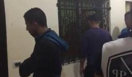 #بث_مباشر قوات الاحتلال تقتحم راديو السنابل في دورا وتسلم قرارا باغلاقه ومصادرة محتوياته