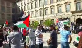 #شاهد
صهاينة يحاولون تخريب وقفة في مدينة هامبورغ الالمانية نصرة للقدس والمسجد #الأقصى