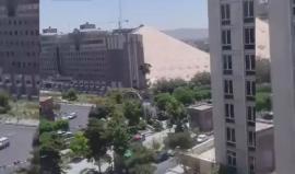 #شاهد اشتباكات بين مسلحين وقوات الأمن عند مبنى البرلمان الايراني