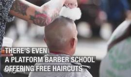 محطة بانكوك للقطارات.. عمرها 100 عام وتقدم الحلاقة بالمجان