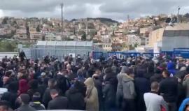 المئات يتظاهرون في "أم الفحم" احتجاجا على الجريمة وتواطؤ الاحتلال