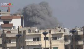 النظام يواصل التصعيد في حي الوعر المحاصر في حمص