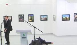 #بث_مباشر.. مقتل السفير الروسي بإطلاق نار نفذه مهاجم في أنقرة