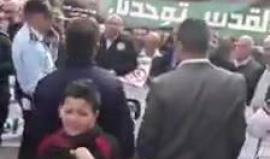 #فيديو وقفة في بلدة "عين ماهل" بالداخل المحتل، رفضًا لزيارة رئيس حكومة الاحتلال بنيامين نتنياهو للبلدة

تصوير: عمار أبو قنديل