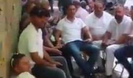 #شاهد تواصل اعتصام المقدسيين والمرابطين على بوابات الأقصى بانتظار بيان المرجعية الدينية الذي يسمح لهم بدخوله من عدمه