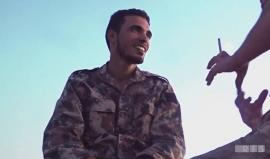 #شاهد .. سلسلة "الضاغطون على الزناد" الحلقة "الثالثة" ... خالد الاسماعيل مقاتل في صفوف #الجيش_الحر يروي قصّته مع #الثورة_السورية