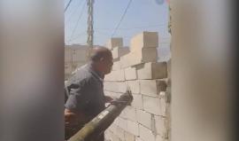 #شاهد| القيادي الفتحاوي أبو أشرف العرموشي يشارك في الاشبتاكات الدائرة بمخيم عين الحلوة في #لبنان