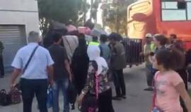 #شاهد .. حتى اللحظة استمرار دخول العالقين من الجانب المصري عبر معبر رفح البري 
تصوير مراسلنا عبد الرحمن الكحلوت