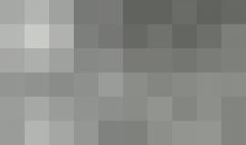 اعلام الاحتلال ينشر مشاهد لحظة إلقاء قنابل مولوتوف حارقة على مستوطنة كرمي تسور بالضفة الغربية.. تسببت بحرائق كبيرة في الأراضي والمنازل .