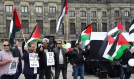 ##مباشر مظاهرة في العاصمة الهولندية امستردام تطالب السلطة برفع العقوبات عن قطاع غزة المحاصر من الاحتلال .
#ارفعوا_العقوبات