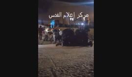 #فيديو اشتباك بالايدي بين شبان مقدسيين وقوات الاحتلال في باب العامود بالقدس