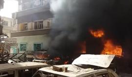 " كأنه يوم القيامة" 
هكذا وصف ناشطو الغوطة الشرقية ما يحصل في مناطقهم نتيجة القصف المكثف الذي تتعرض له بمختلف أنواع الأسلحة.