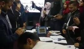 دقائق على انتهاء أطول موجة اذاعية في العالم بواقع 65 ساعة دعما للأسرى بغزة