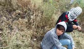 #شاهد تجمع الاف الفلسطينيين على بعد امتار قليلة من الخط الزائل شرق غزة ...
#مسيرة_العودة_الكبرى  
تصوير عبد الرحمن الكحلوت