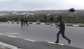 من المواجهات التي اندلعت بين شبان وقوات الاحتلال في بلدة تقوع شرق بيت لحم مساء اليوم.