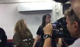 #شاهد

"لا عدالة تحت الاحتلال" .. #شاهد: ماذا قالت الأسيرة عهد التميمي قبل الحكم عليها بالسجن لمدة 8 شهور.
تصوير إياد نمر حمد