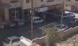 مواجهات مع قوات الاحتلال التي اقتحمت بلدة أبوديس في القدس المحتلة