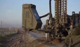 #فيديو جيش الاحتلال يدعي احباط محاولة لتجديد تفعيل نفق هجومي قصفه مسبقا قرب كرم أبو سالم على حدود جنوب قطاع غزة