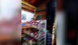 بقنابل المولوتوف .. #شاهد كيف تصدى الشبان لاقتحام قوات الاحتلال قلقيلية فجر اليوم