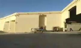 #شاهد لحظة تحم طائرة أف ١٦ أسرائيلية ومقتل ضابط وإصابة مساعده بعد عودتها من قصف قطاع غزة.