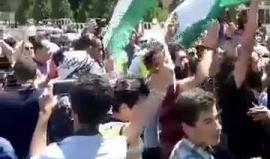 #شاهد : مظاهرة جديدة في العاصمة الإردنية عمان تضامنا مع الأقصى المبارك تطالب بإغلاق السفارة الاسرائيلية