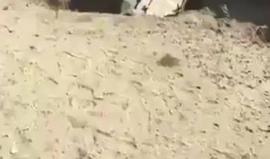 #فيديو مواطن سقطت سيارته في أحد الآبار المكشوفة في مدينة أملج السعودية وخرج سالما