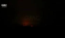 #شاهد طيران النظام السوري يشن غارات ليلية على مدينة عربين في الغوطة الشرقية بريف دمشق