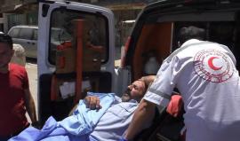 #شاهد ..الاعتداء على يعقوب ابو شعبان من قبل جنود الاحتلال على حاجز ابو الريش بعد منعه من دخول الحرم الإبراهيمي في الخليل . 

تصوير ابو عماد جابر