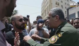 متظاهرون للأجهزة الأمنية التابعة للسلطة: لما تمنعوننا من مواجهة الاحتلال ؟ 

أجهزة السلطة منعت المتظاهرين من الوصول إلى نقطة التماس مع الاحتلال عند مستوطنة بيت إيل شمالي رام الله ضمن فعاليات نصرة الأسرى