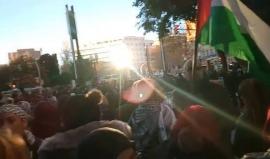 #شاهد مظاهرة قبل قليل في مدينة تاراجونا بإقليم كاتالونيا الإسباني نصرة للقدس ورفضا لقرار ترامب.
#القدس_عاصمة_فلسطين