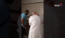 بعد 23 عاما من الفراق.. الحج يجمع فلسطينية بشقيقها 
(عربي 21)