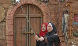 اللجنة الفنية في مديرية التربية والتعليم شمال قطاع غزة تفتتح جدارية نحت بعنوان