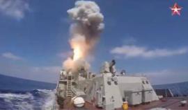 #شاهد سفن روسية تطلق صواريخ "كاليبر" على أهداف للمعارضة في سوريا من القسم الشرقي للبحر المتوسط