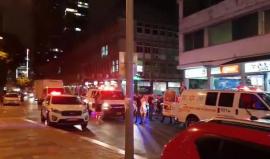 #شاهد
استنفار لقوات الاحتلال في تل أبيب بعد تعرض مستوطنين للطعن