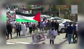 #فيديو العشرات ينظمون مسيرة في مدينة سخنين بالداخل الفلسطيني المحتل نصرة غزة