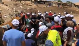 #شاهد ماذا نشد الفلسطينيون أثناء محاولتهم صد عمليات الهدم في الخان الأحمر شرق القدس اليوم