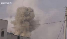 توثيق لحظة قصف جوي يستهدف مشفى في ريف #حلب الغربي 
حلب 24