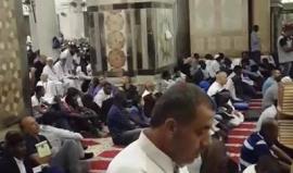 #بث_مباشر لصلاة الفجر من المصلى القبلي في #المسجد_الاقصى المبارك ؛ وتكبيرات عيد الفطر - كل عام وانتم بخير 

#فطر_سعيد  #المسجد_الاقصى  #فلسطين   تصوير ||  Khaled Mawasi