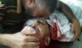 وداع مؤثر من شقيق الشهيد شعبان أبو خاطر الذي ارتقى بقصف مدفعي للاحتلال شرق خانيونس جنوب قطاع غزة بالأمس