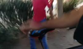 #شاهد اللحظات الأولى لقصف الطيران الحربي الاسرائيلي لمبنى الكتيبة غرب غزة 

تصوير: معاذ العمور