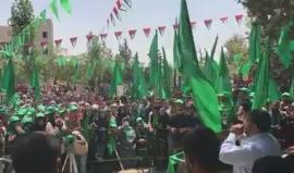 جانب من احتفال الكتلة الاسلامية في جامعة بيرزيت بفوزها بانتخابات مجلس الطلبة