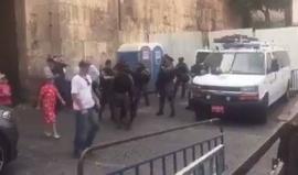 #شاهد لرئيس بلدية الاحتلال في القدس المحتلة "نير بركات" يقتحم المسجد الأقصى من جهة باب الأسباط قبل قليل.