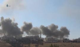 #شاهد قصف بالطيران الحربي والمروحي وصواريخ ارض ارض على أحياء درعا البلد