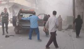 اللحظات الأولى من القصف الجوي على حي المشهد في #حلب ظهر اليوم 
تصوير: عمر عرب