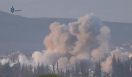 لحظة قصف الطيران الحربي على مزارع خان الشيح بالغوطة الغربية سوريا ريف دمشق