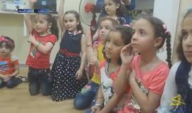 حفل "فسحة طفل" في اليوم الأول من عيد الأضحى لإخراج أطفال حلب من أجواء الحصار و الموت المستمر
تقرير أحمد عبد الرحمن