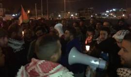 #شاهد #مباشر مظاهرات مستمرة منذ اسبوع أمام السفارة الأمريكية في العاصمة الاردنية عمان نصرة للقدس ورفضا لقرار ترامب 
#القدس_عاصمة_فلسطين