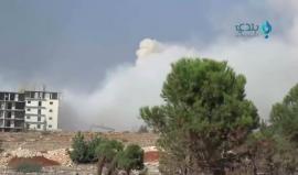 الطيران الحربي يقصف جبهات الثوار غربي #حلب